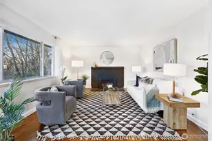 6346 26th Ave SW, Seattle, WA 98106 - Photo 3