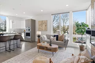 2706 S Washington St, Seattle, WA 98144 - Photo 7