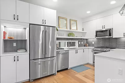 2030 15th Avenue S, Seattle, WA 98144 - Photo 3