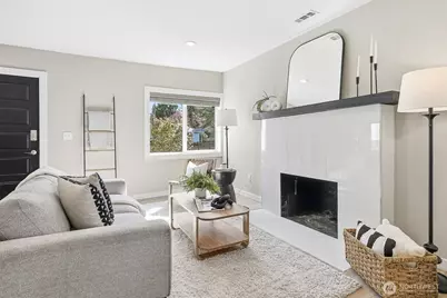 18824 80th Avenue W, Edmonds, WA 98026 - Photo 3