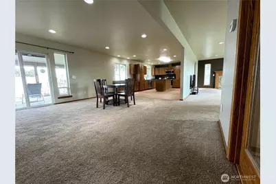 511 Reed Street E, Zillah, WA 98953 - Photo 5