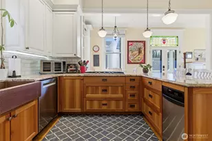 522 N E St, Tacoma, WA 98403 - Photo 7