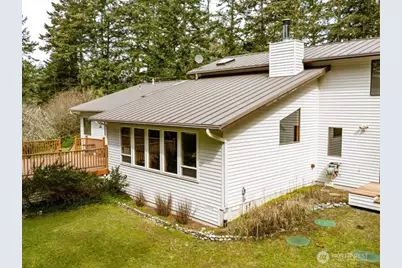 2047 Briarwood Drive, Oak Harbor, WA 98277 - Photo 33