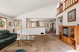 2047 Briarwood Dr, Oak Harbor, WA 98277 - Photo 5