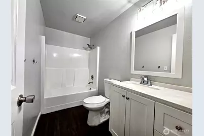 10318 15th Avenue Ct E, Tacoma, WA 98445 - Photo 7