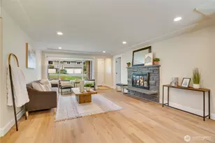 20018 Meridian Pl N, Shoreline, WA 98133 - Photo 3