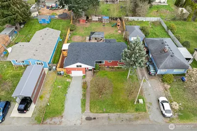 13001 2nd Avenue Ct E, Tacoma, WA 98445 - Photo 33