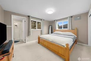 13001 2nd Ave Ct E, Tacoma, WA 98445 - Photo 17