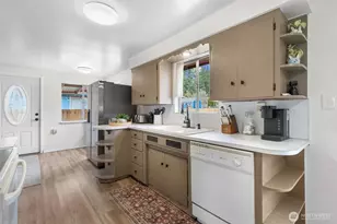 13001 2nd Ave Ct E, Tacoma, WA 98445 - Photo 13