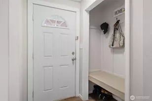 13001 2nd Ave Ct E, Tacoma, WA 98445 - Photo 3