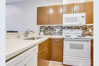 4714 Fairwood Boulevard NE #202, Tacoma, WA 98422 - Photo 15