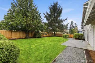 921 S 262nd Place, Des Moines, WA 98198 - Photo 25