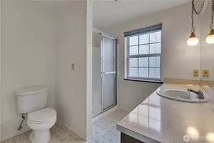 921 S 262nd Pl, Des Moines, WA 98198 - Photo 19