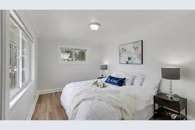 7301 32nd Avenue S, Seattle, WA 98118 - Photo 17