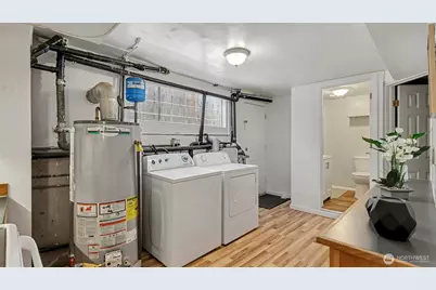 7301 32nd Avenue S, Seattle, WA 98118 - Photo 27