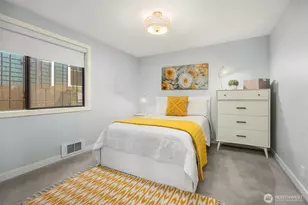 507 Howe St, Seattle, WA 98109 - Photo 11