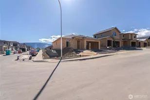 2566 5th St SE, East Wenatchee, WA 98802 - Photo 35