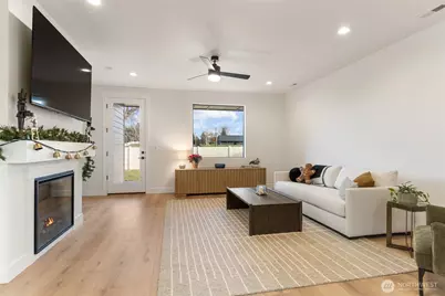 2566 5th St SE, East Wenatchee, WA 98802 - Photo 5