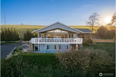 226 Balm Avenue, Milton-Freewater, OR 97862 - Photo 1