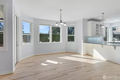 20212 Maplewood Drive, Edmonds, WA 98026 - Photo 7