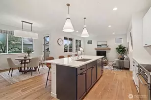 12332 38th Ave NE, Seattle, WA 98125 - Photo 7