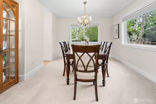 340 222nd Pl SE, Sammamish, WA 98074 - Photo 9