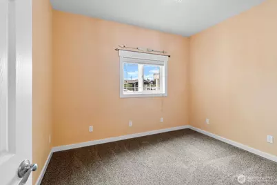 310 Second Street, Sumas, WA 98295 - Photo 15