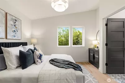 2560 30th Avenue W, Seattle, WA 98199 - Photo 17