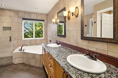 12113 NE 172nd Place #J202, Bothell, WA 98011 - Photo 17