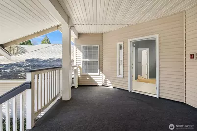 12113 NE 172nd Place #J202, Bothell, WA 98011 - Photo 3