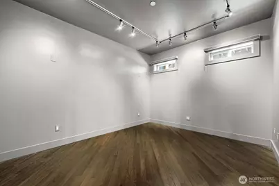 745 Bellevue Avenue E #402, Seattle, WA 98102 - Photo 25