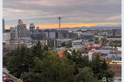 745 Bellevue Avenue E #402, Seattle, WA 98102 - Photo 1