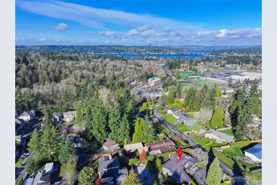 12857 SE 45th Pl, Bellevue, WA 98006 - Photo 37