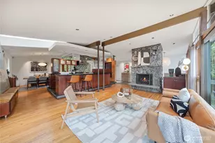 12857 SE 45th Pl, Bellevue, WA 98006 - Photo 7