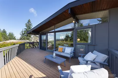 12857 SE 45th Pl, Bellevue, WA 98006 - Photo 5