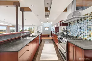 12857 SE 45th Pl, Bellevue, WA 98006 - Photo 11