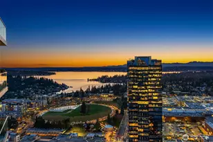 10700 NE 4th St, Bellevue, WA 98004 - Photo 17