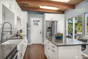 16623 Sylvester Rd SW, Burien, WA 98166 - Photo 9