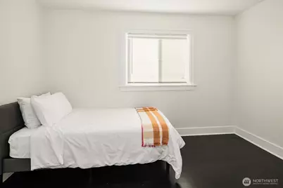 250 NE 50th Street, Seattle, WA 98105 - Photo 25