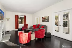 250 NE 50th St, Seattle, WA 98105 - Photo 5