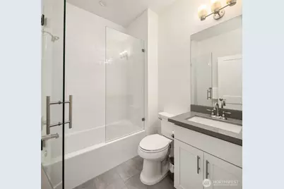 250 NE 50th Street, Seattle, WA 98105 - Photo 17