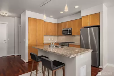 180 Harbor Square Loop NE #B421, Bainbridge Island, WA 98110 - Photo 5