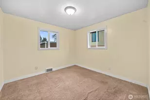 9717 NW 14th Ave, Seattle, WA 98117 - Photo 15