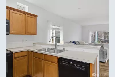 5808 Pennsylvania Street SE, Lacey, WA 98513 - Photo 13