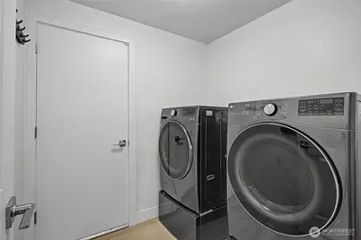 17904 156th Place SE, Renton, WA 98058 - Photo 31