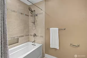 17904 156th Pl SE, Renton, WA 98058 - Photo 25