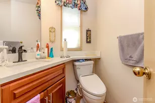 176 Eagle Ridge Dr E, Puyallup, WA 98374 - Photo 9