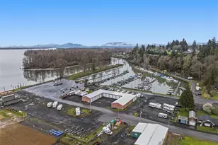 180 2nd St, Cathlamet, WA 98612 - Photo 5