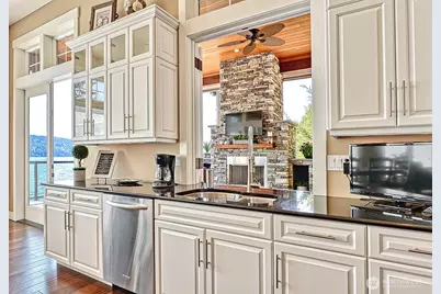 3042 Northshore Road, Bellingham, WA 98226 - Photo 9