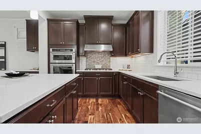 18726 43rd Drive SE, Bothell, WA 98012 - Photo 9